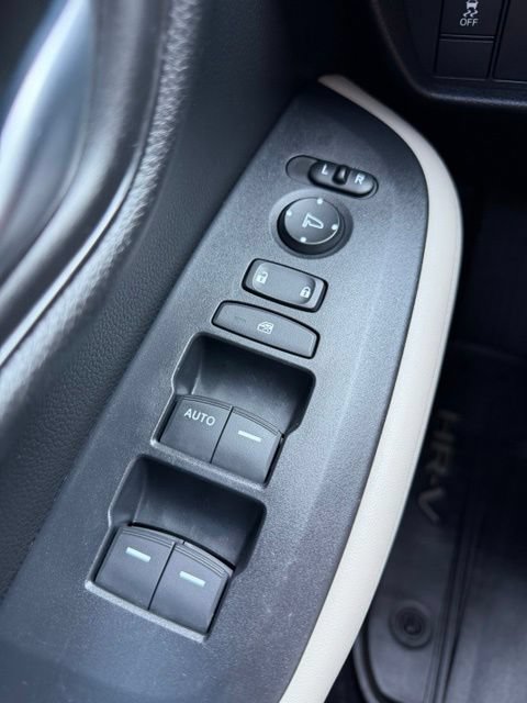 Used 2024 Honda HR-V LX image 18
