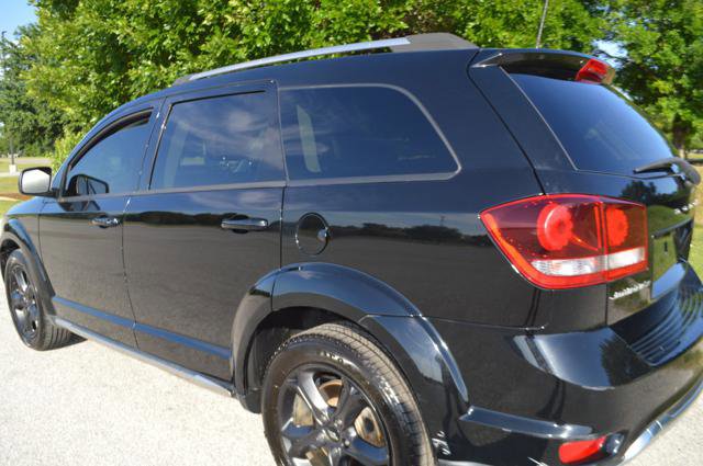 Used 2019 Dodge Journey Crossroad FWD image 5