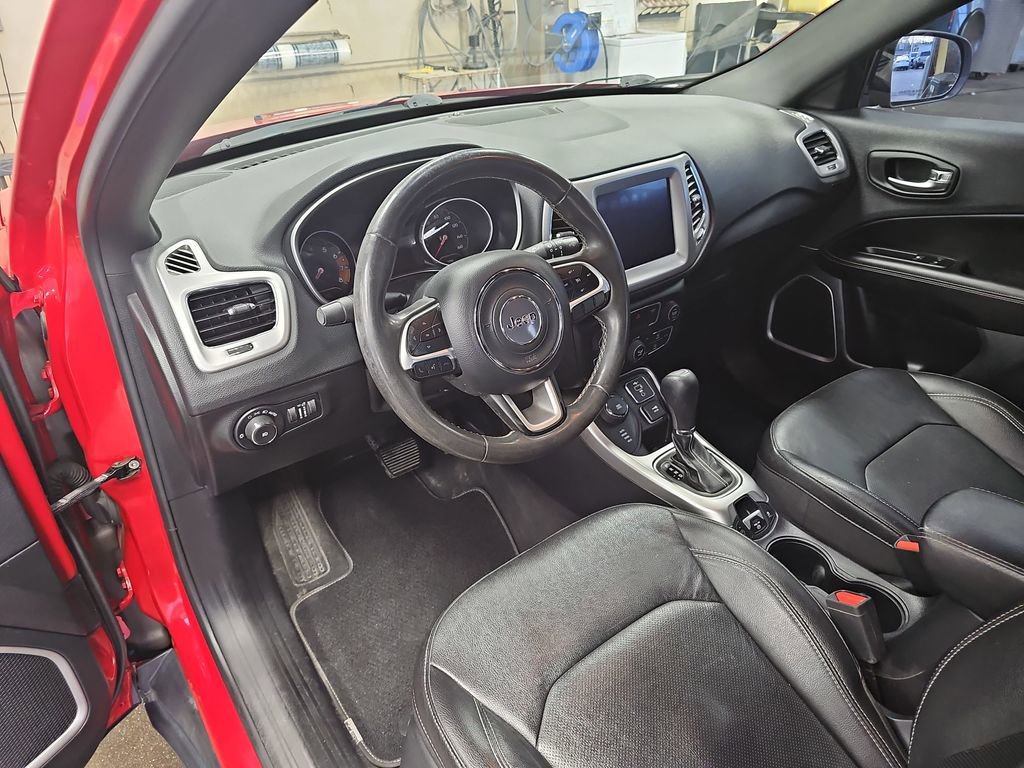 Used 2021 Jeep Compass Latitude AWD/4WD image 15