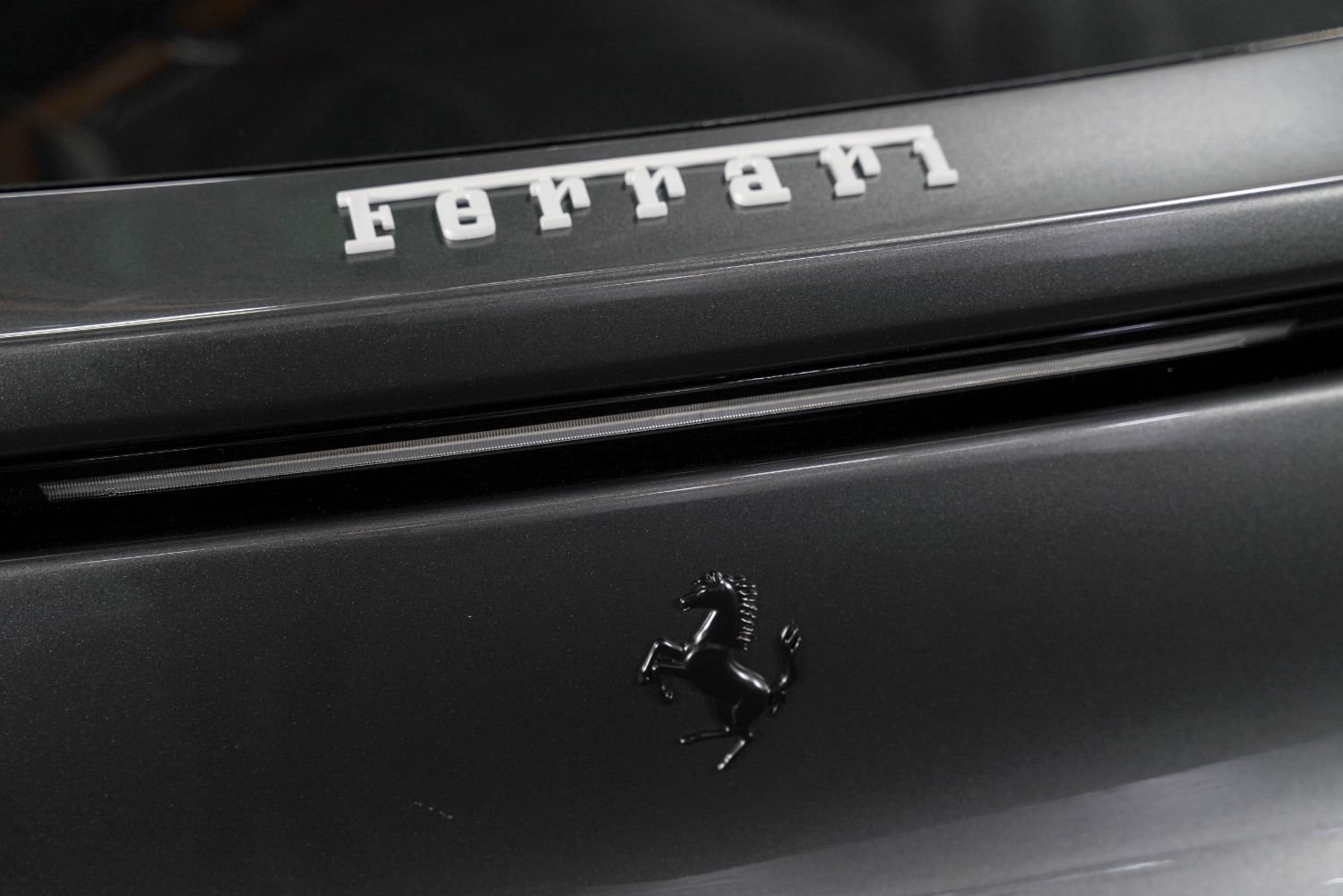 Used 2026 Ferrari Purosangue AWD/4WD image 22
