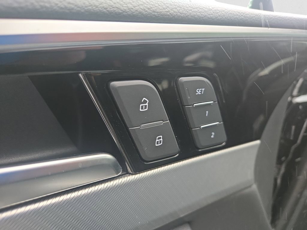 Used 2025 Audi A5 2.0T Premium Plus image 9