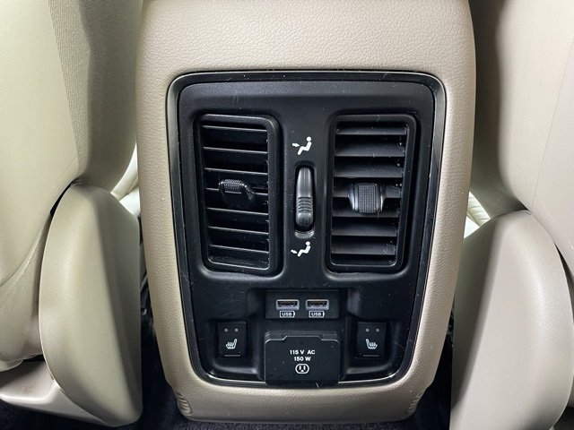 Used 2017 Jeep Grand Cherokee Limited image 37