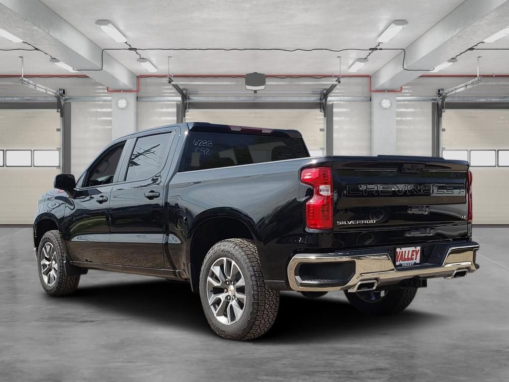 New 2026 Chevrolet Silverado 1500 LT w/ Z71 Off-Road Package AWD/4WD image 5
