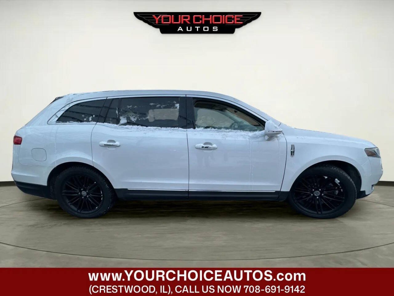 Used 2013 Lincoln MKT AWD image 6