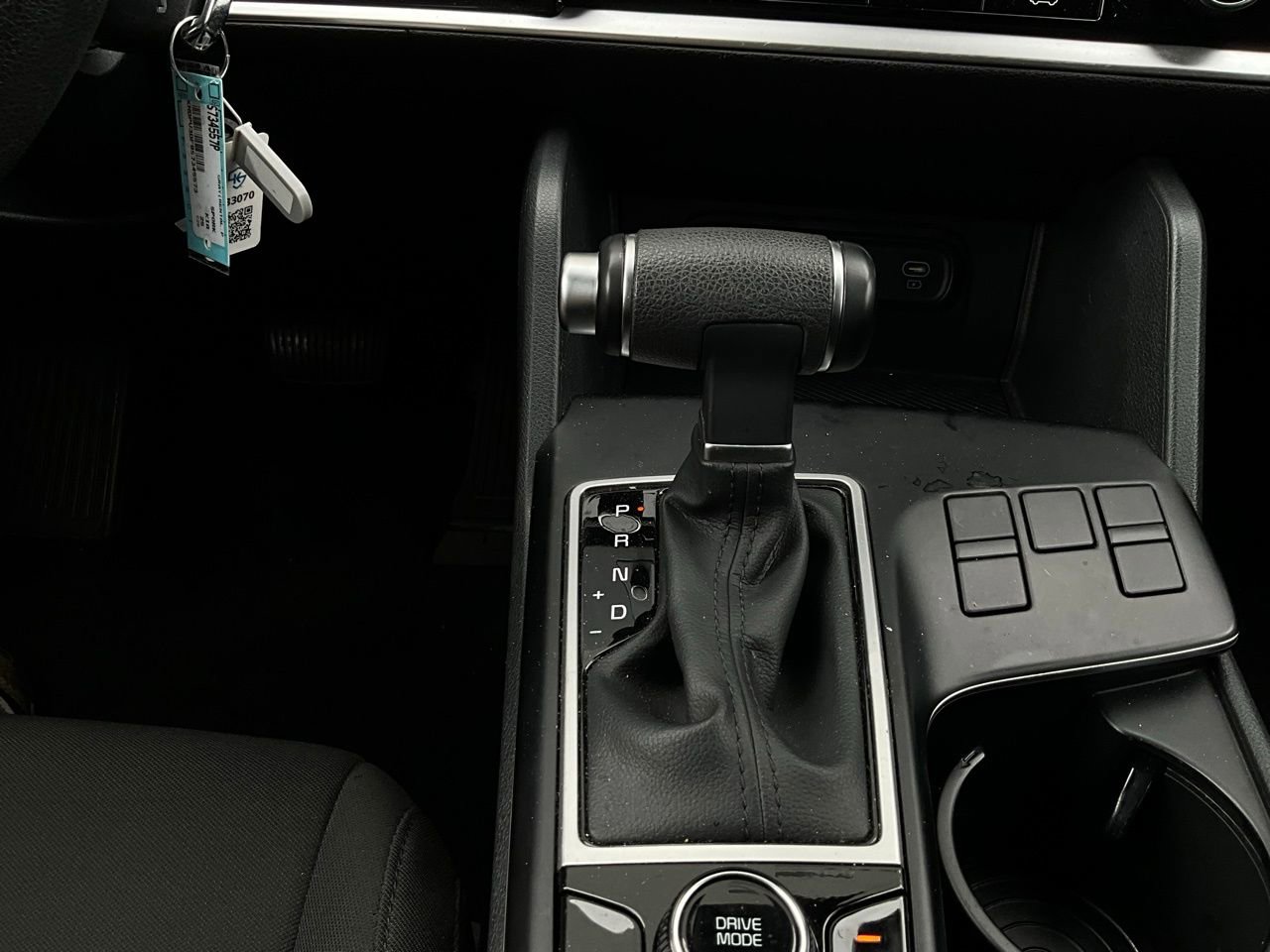 Used 2025 Kia Sportage LX image 22