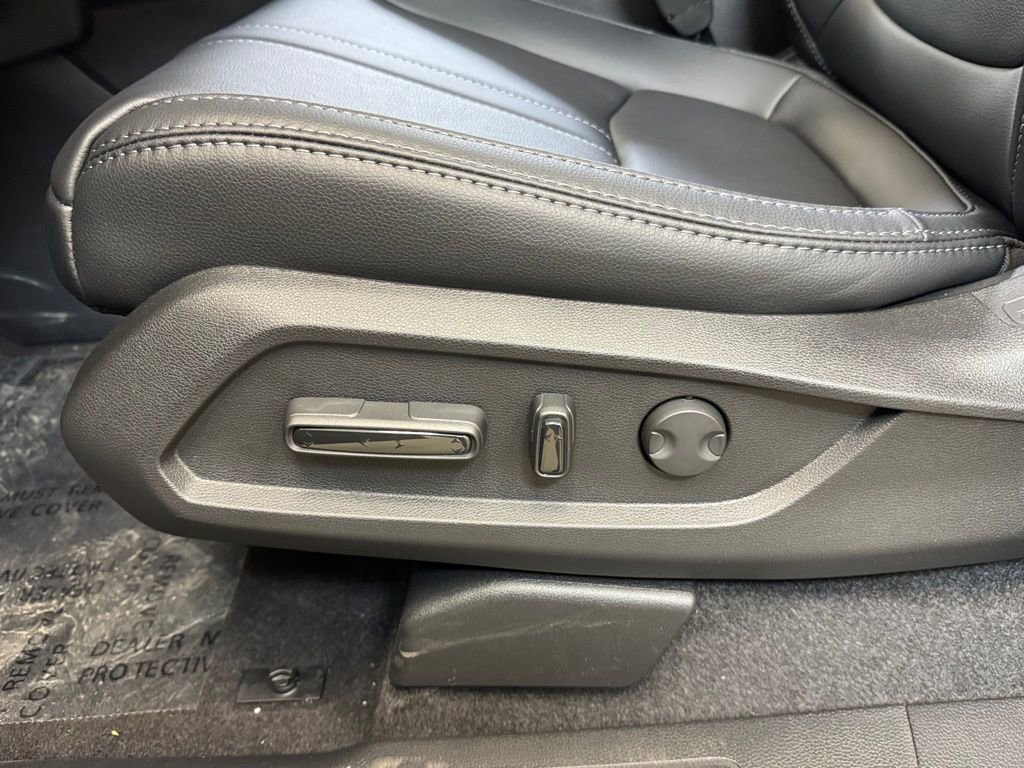 New 2026 Honda Pilot Touring image 11