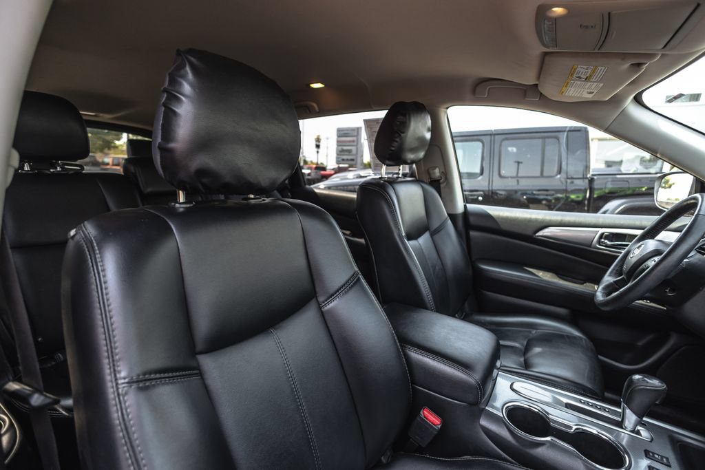 Used 2019 Nissan Pathfinder SL FWD image 27