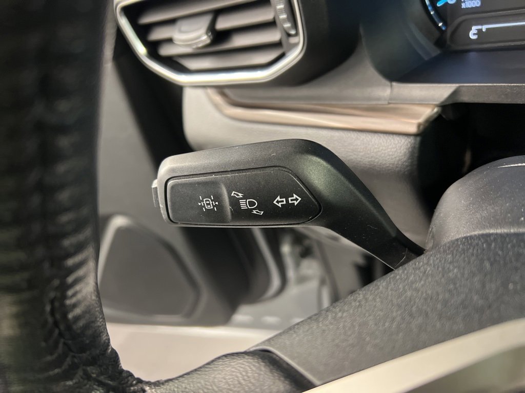 Used 2022 Ford Explorer Limited w/ Equipment Group 301A image 20