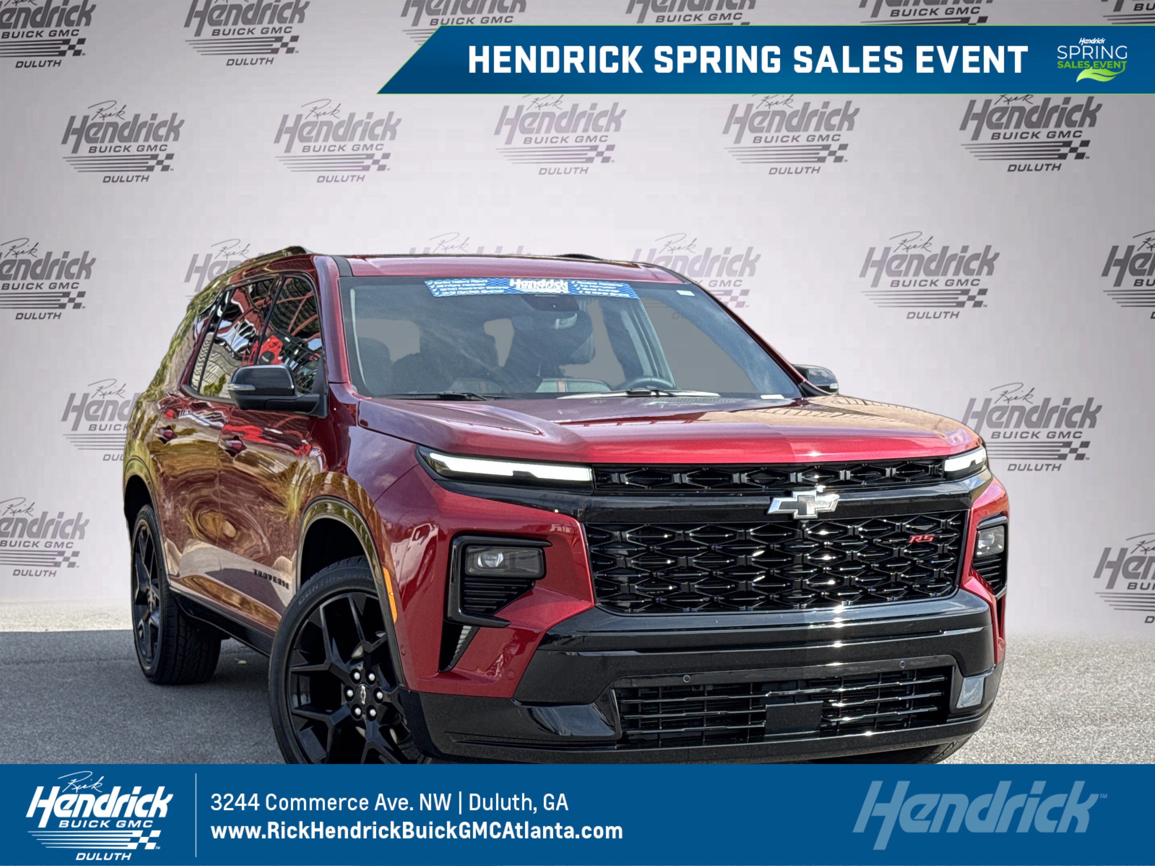 Used 2024 Chevrolet Traverse RS image 1