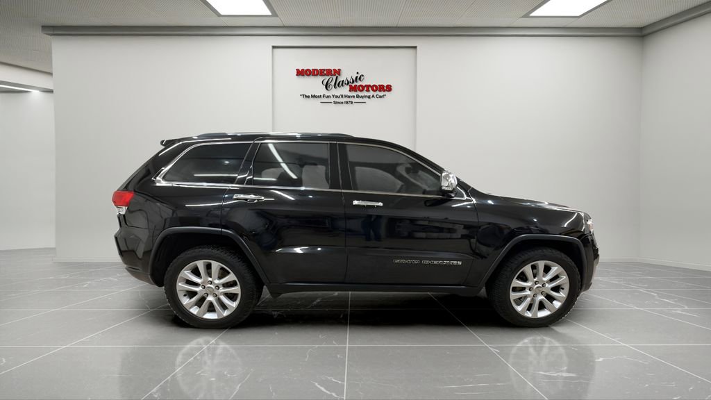 Used 2017 Jeep Grand Cherokee Limited w/ Trailer Tow Group IV image 6