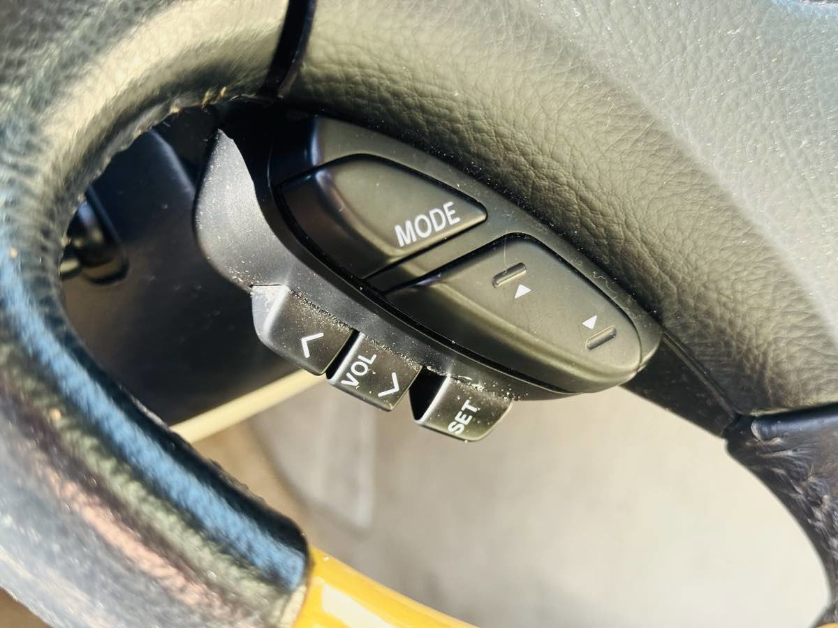 Used 2004 Lexus SC 430 Convertible image 15