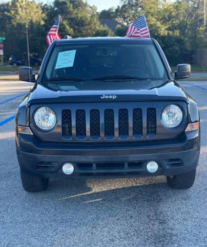 Used 2016 Jeep Patriot Sport image 2