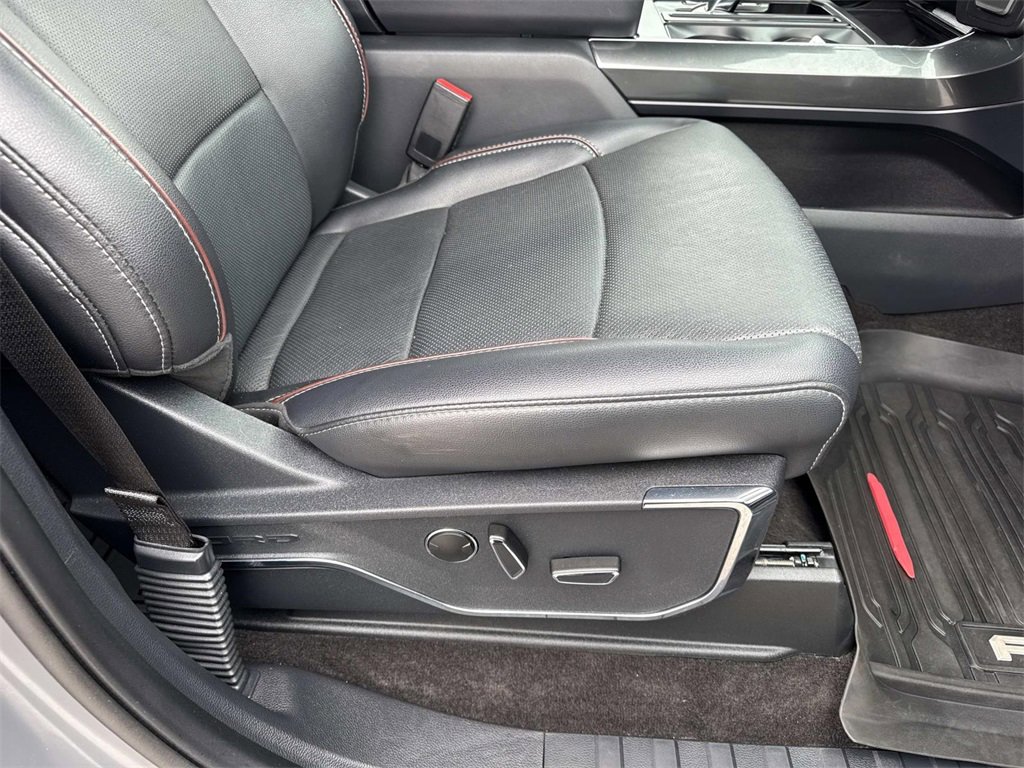 Used 2021 Ford F150 Lariat w/ Equipment Group 502A High image 31