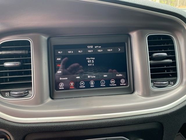 Used 2022 Dodge Charger SXT RWD image 12