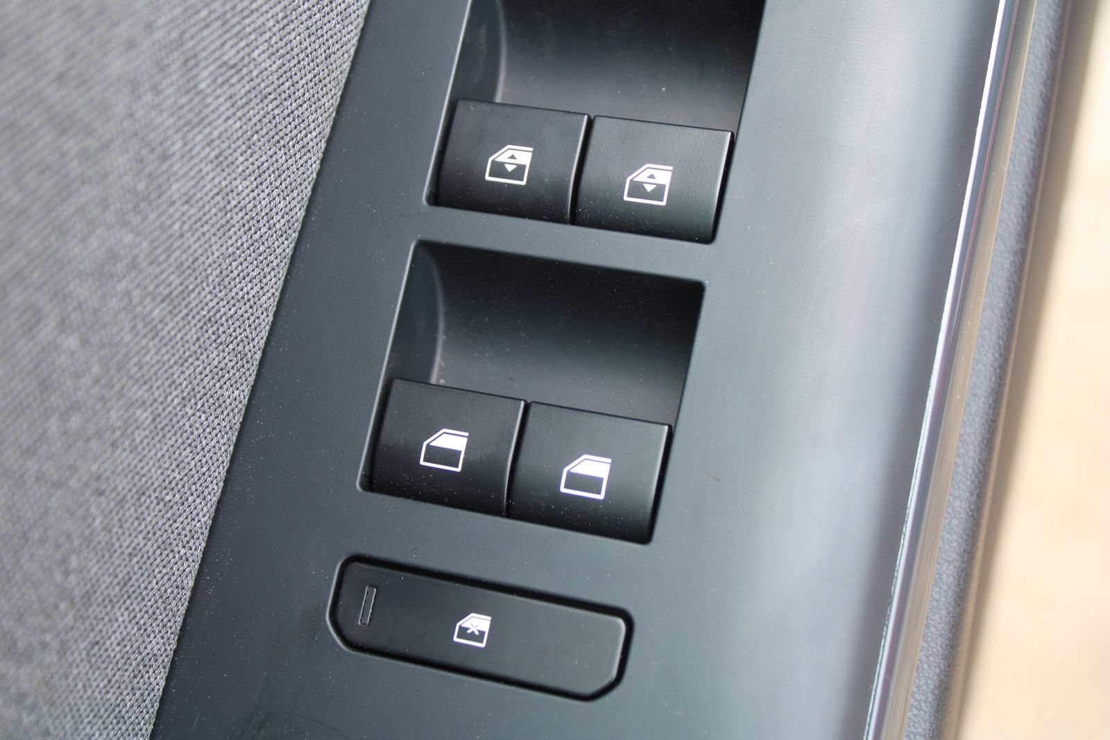 Certified 2025 Kia K4 EX FWD image 19