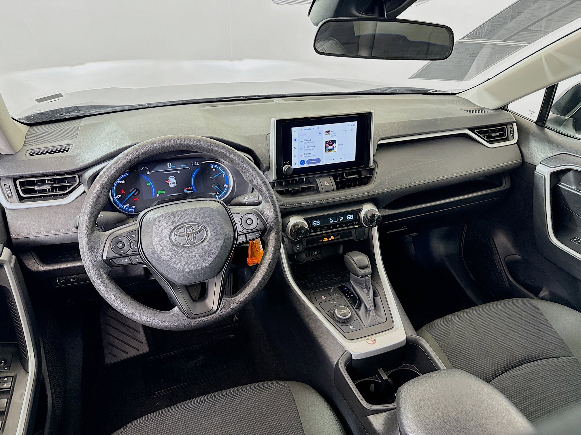 Used 2025 Toyota RAV4 LE image 21