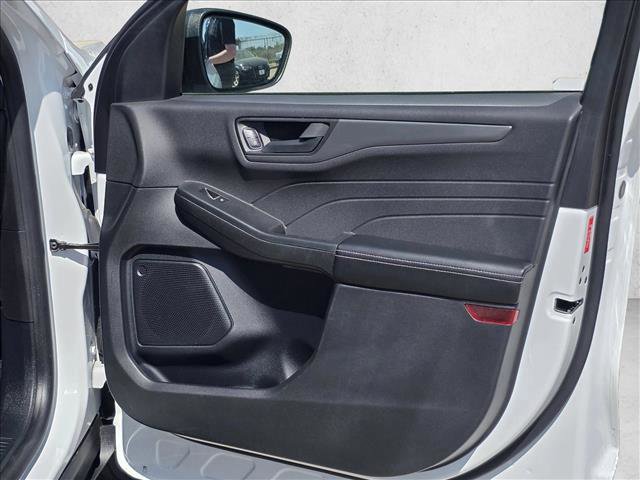 Used 2024 Ford Escape Active image 10