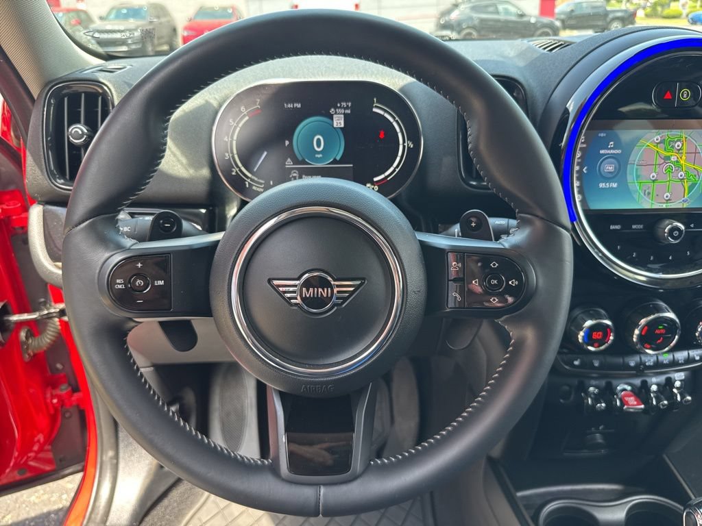 Used 2024 MINI Cooper Countryman S w/ Premium Package FWD image 35