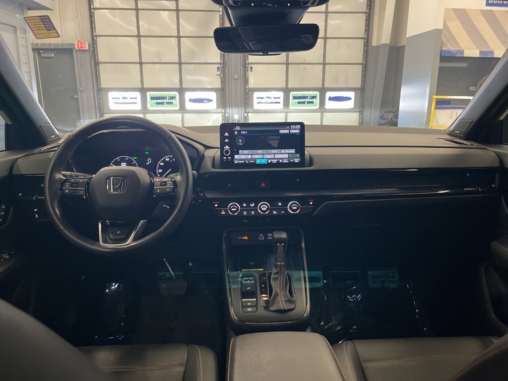 Used 2023 Honda CR-V Sport Touring image 29