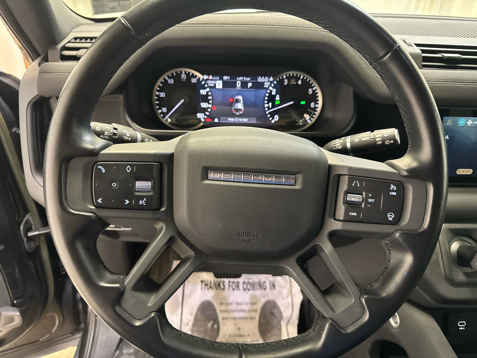 Used 2023 Land Rover Defender 110 X-Dynamic SE image 14