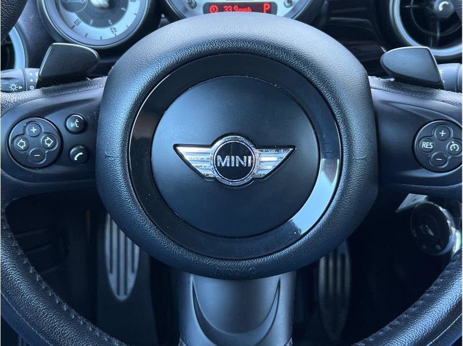 Used 2012 MINI Cooper Roadster S FWD image 9
