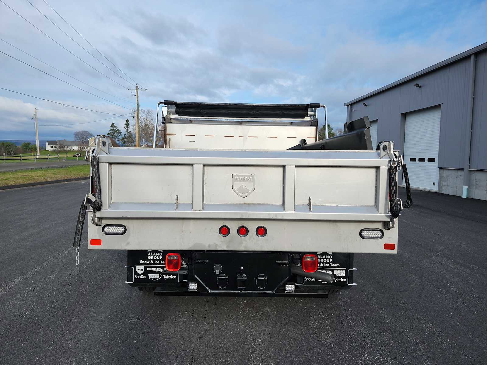 New 2025 Ford F600 4x4 Regular Cab Super Duty w/ XL Chrome Package image 17