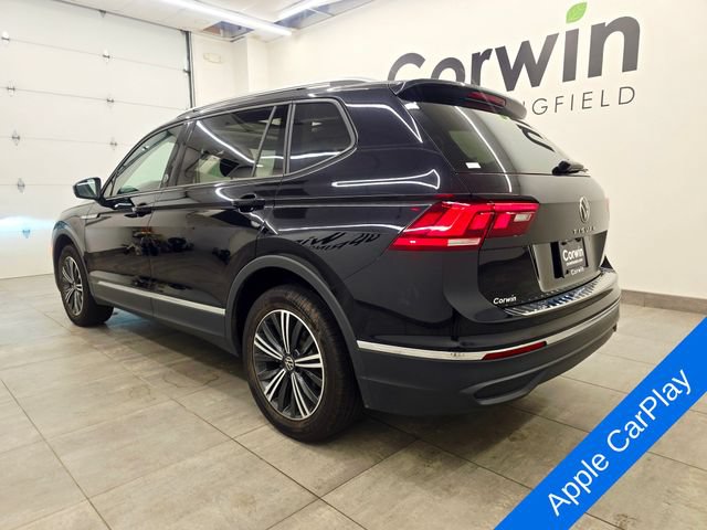 Used 2024 Volkswagen Tiguan Wolfsburg Edition FWD image 3
