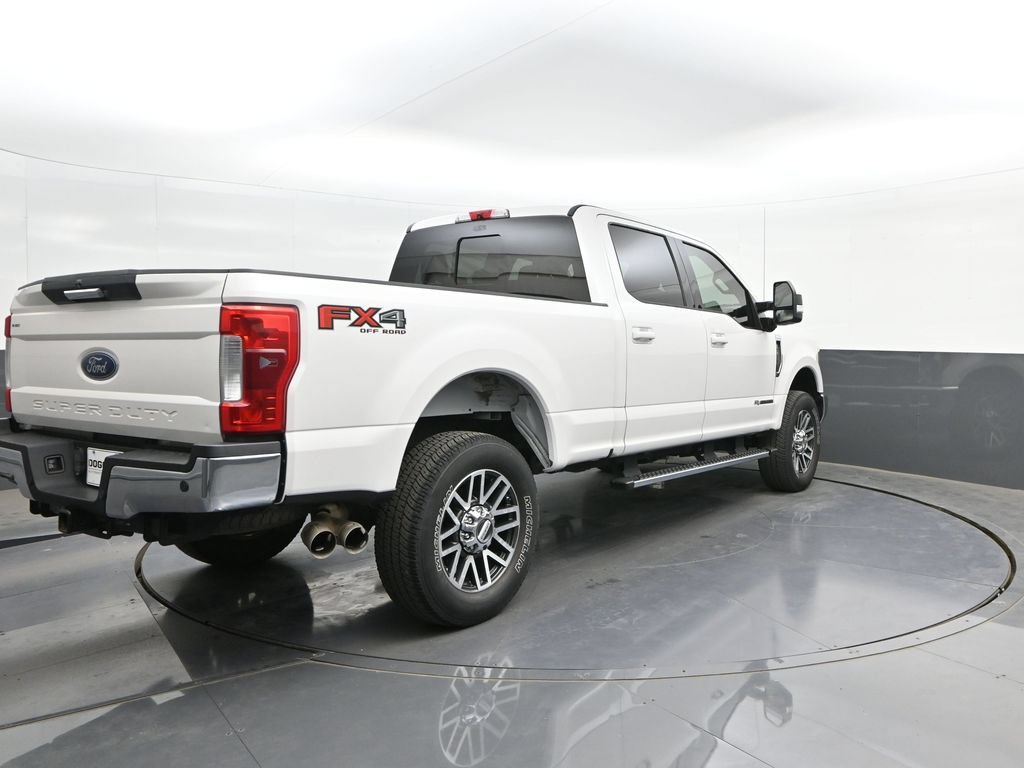 Used 2017 Ford F250 Lariat w/ Lariat Value Package AWD/4WD image 11