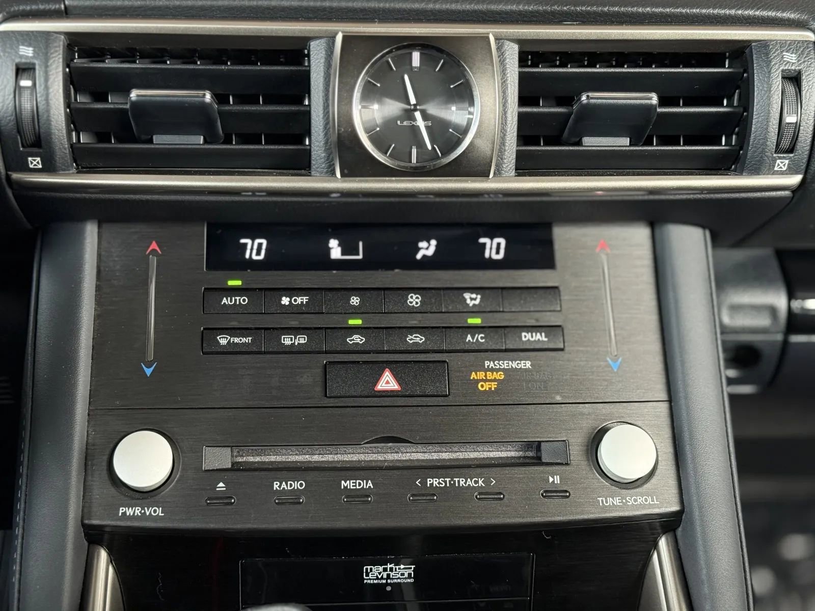Used 2019 Lexus IS 300 Base image 33