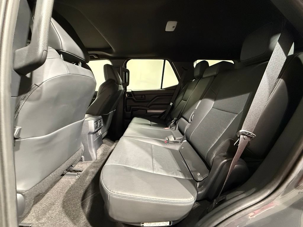 Certified 2025 Toyota 4Runner 4WD image 20