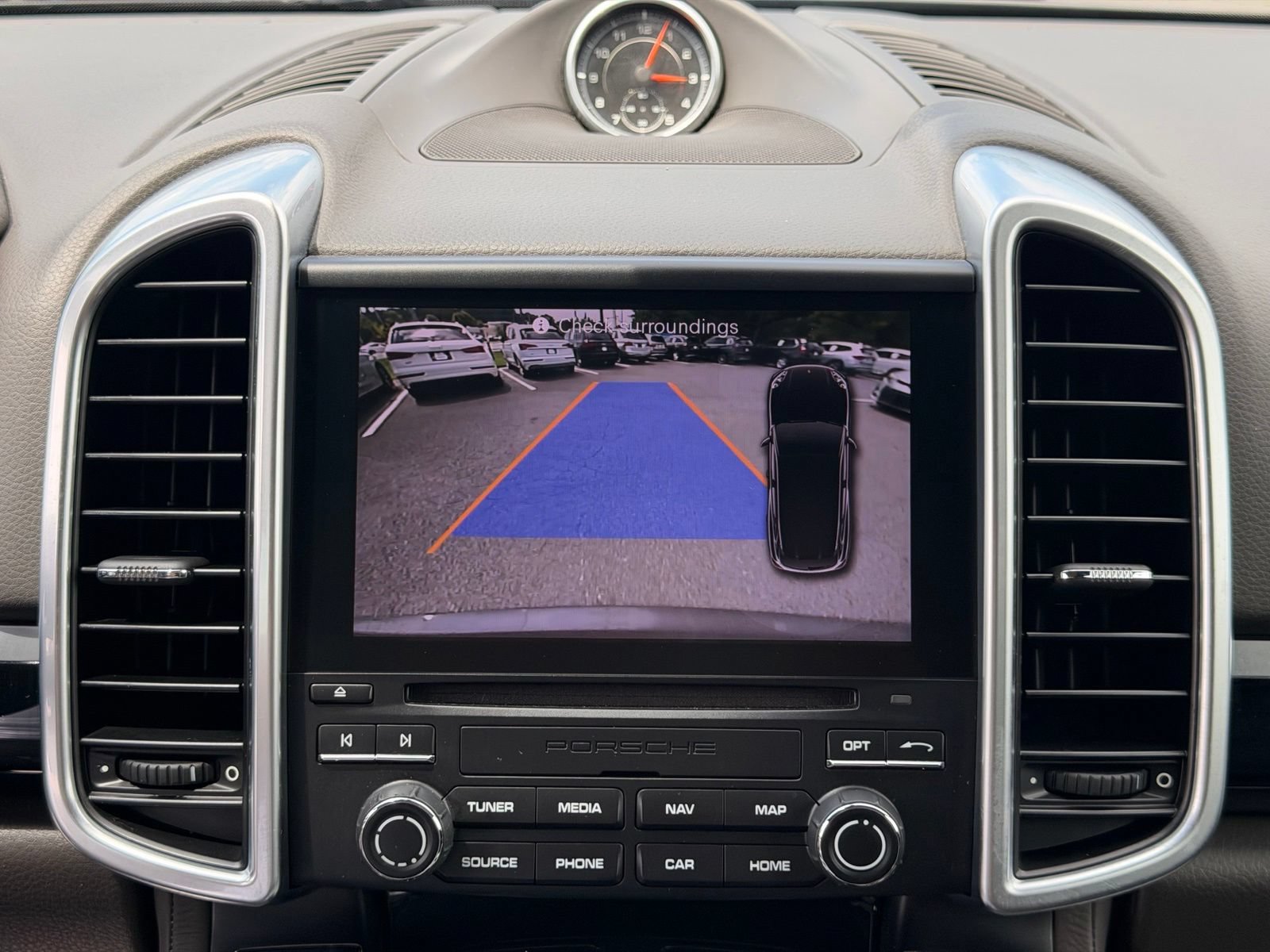 Used 2017 Porsche Cayenne AWD/4WD image 21