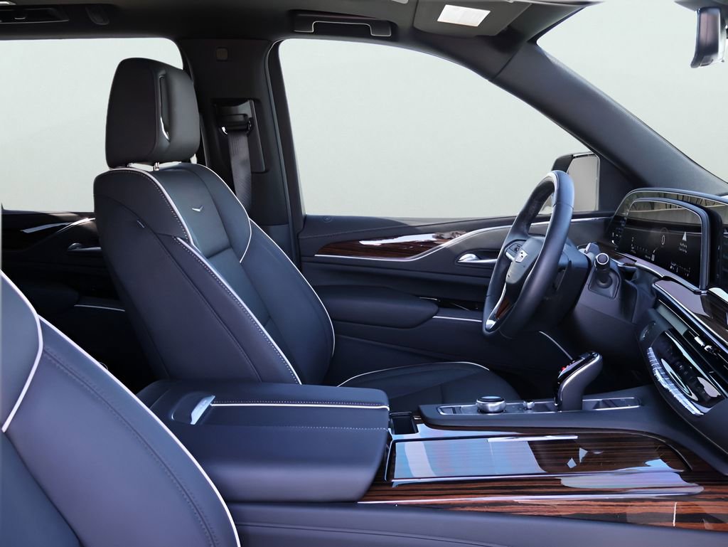 Used 2024 Cadillac Escalade Premium Luxury image 10
