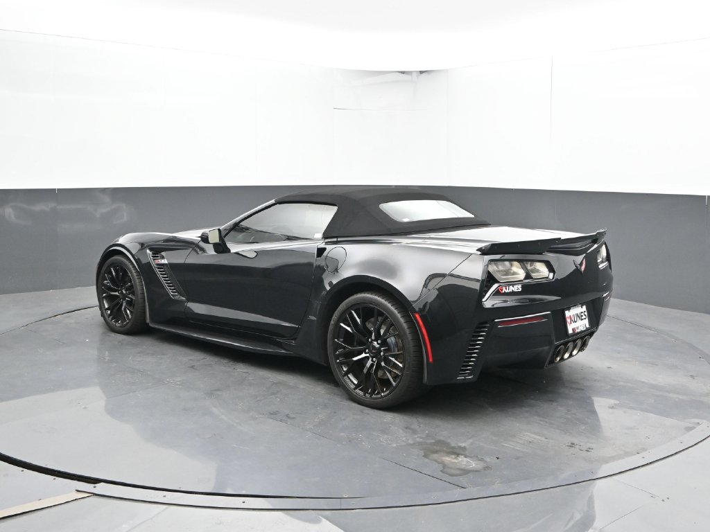 Used 2019 Chevrolet Corvette Z06 RWD image 9