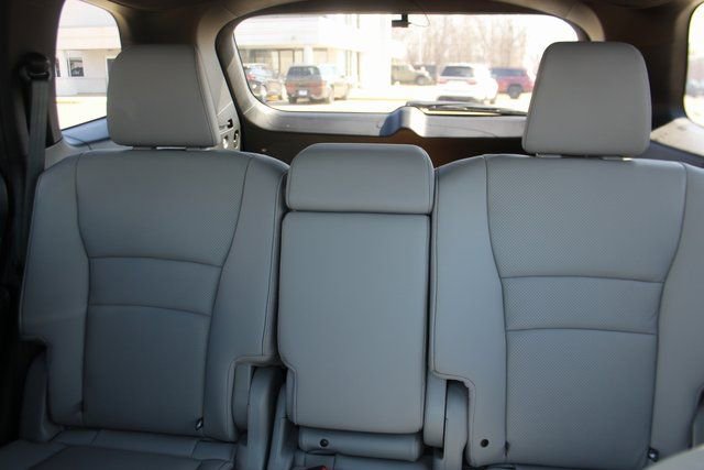 Used 2024 Honda Passport EX-L image 26