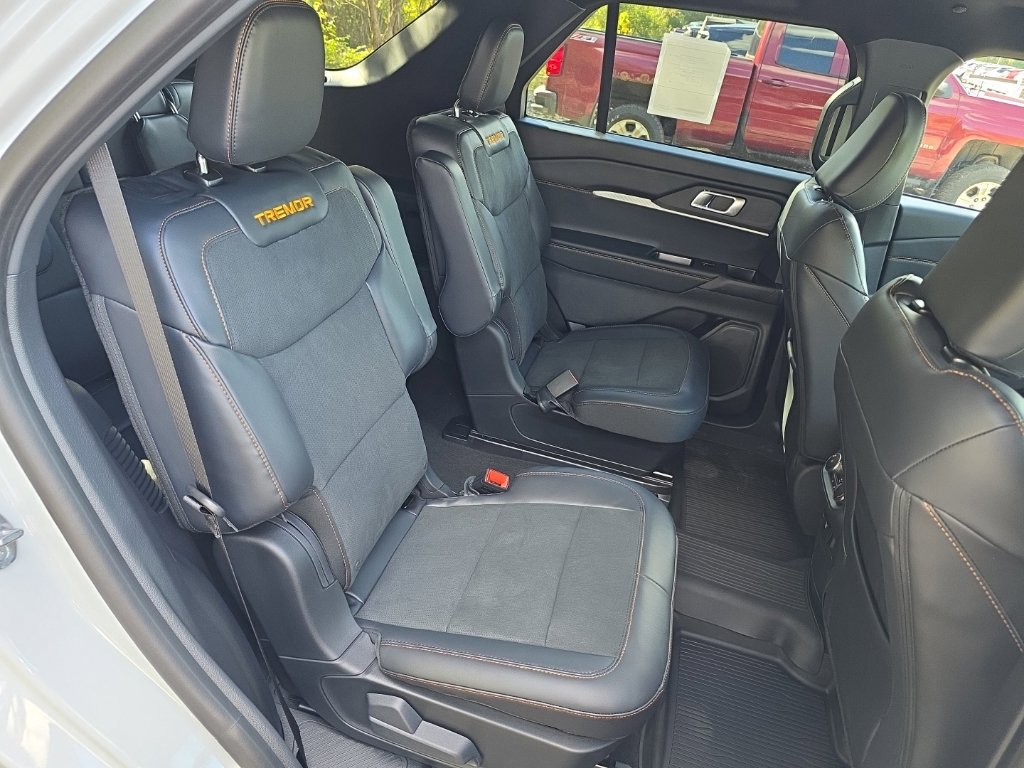 New 2027 Ford Explorer Tremor w/ Tremor Convenience Package AWD/4WD image 32