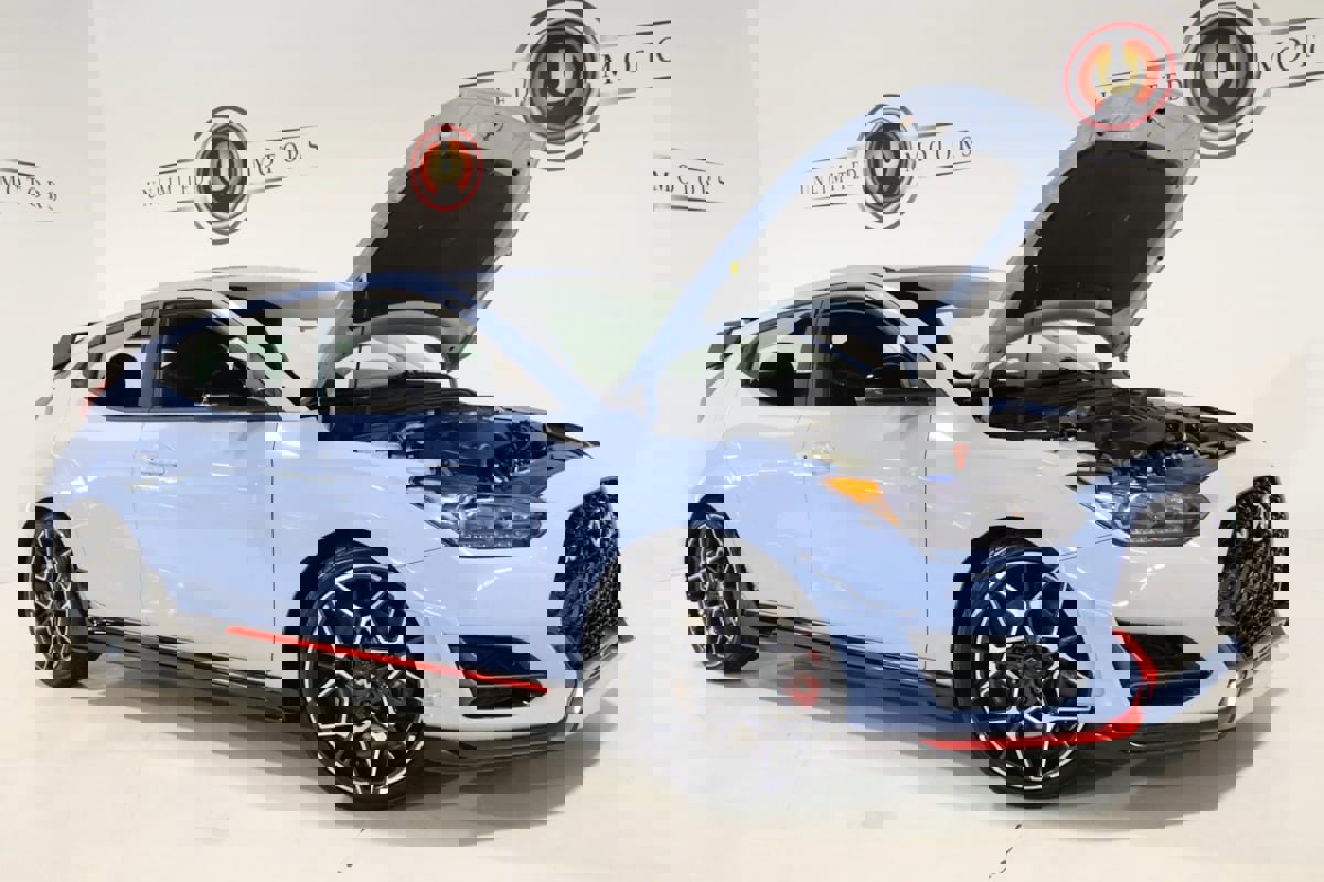 Used 2019 Hyundai Veloster N N w/ Performance Package image 20