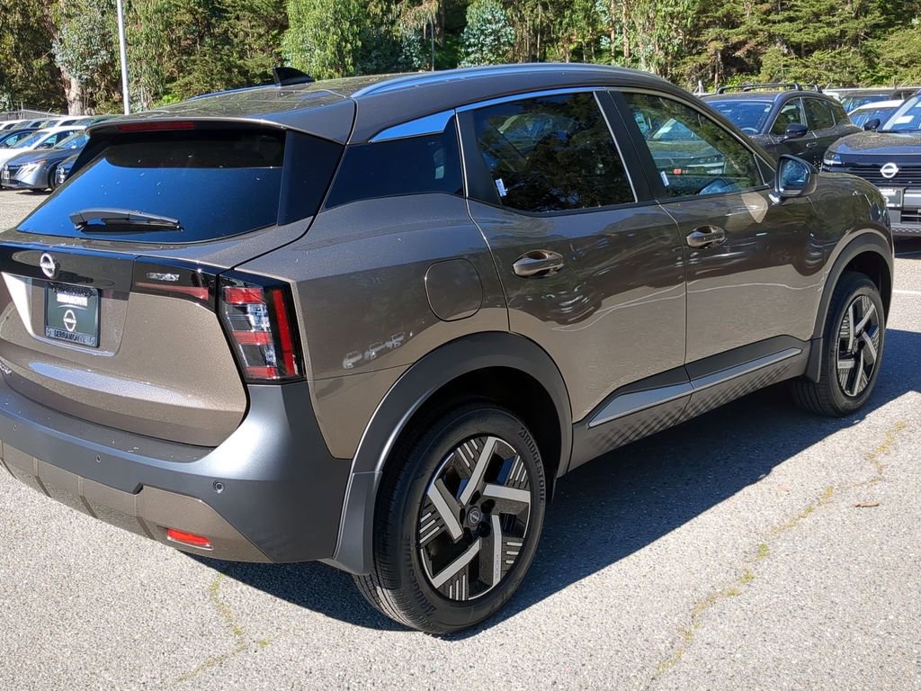 New 2026 Nissan Kicks SV image 5