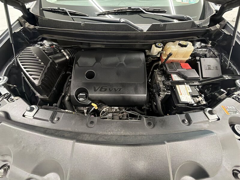 Used 2018 Chevrolet Traverse LS AWD/4WD image 9