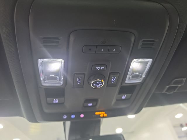 Used 2021 Chevrolet Tahoe LT AWD/4WD image 23