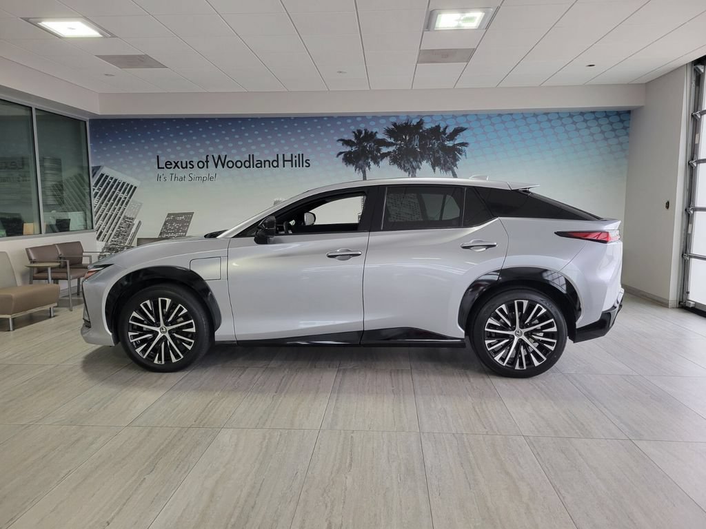 Certified 2023 Lexus RZ 450e Premium w/ Accessory Package (P5) AWD/4WD image 2