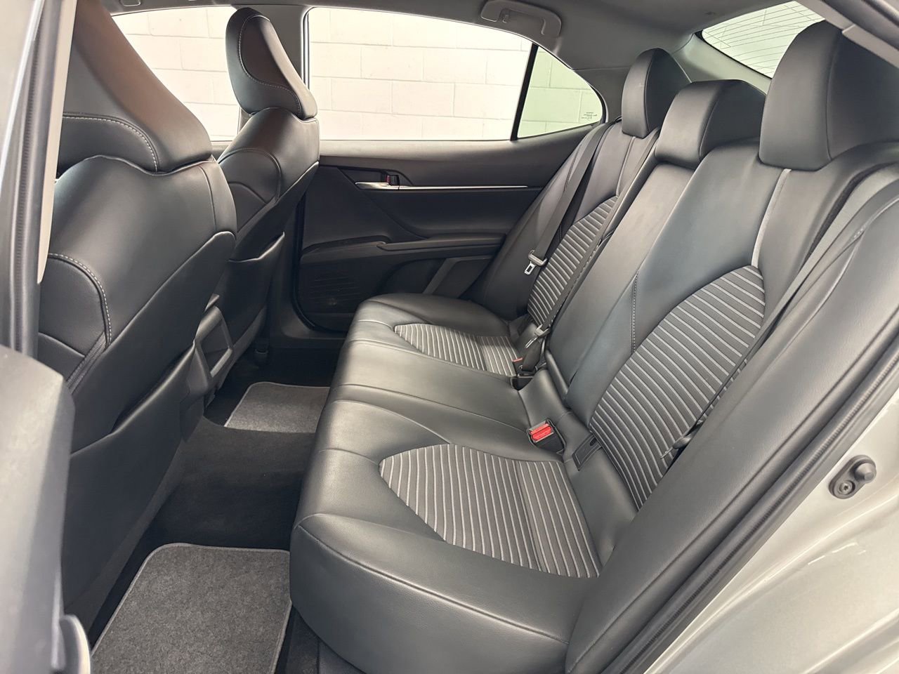 Used 2021 Toyota Camry SE FWD image 37