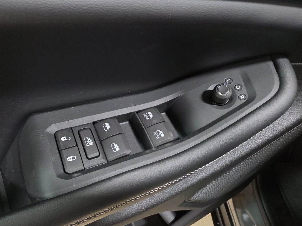 New 2027 Jeep Grand Cherokee Laredo X AWD/4WD image 13