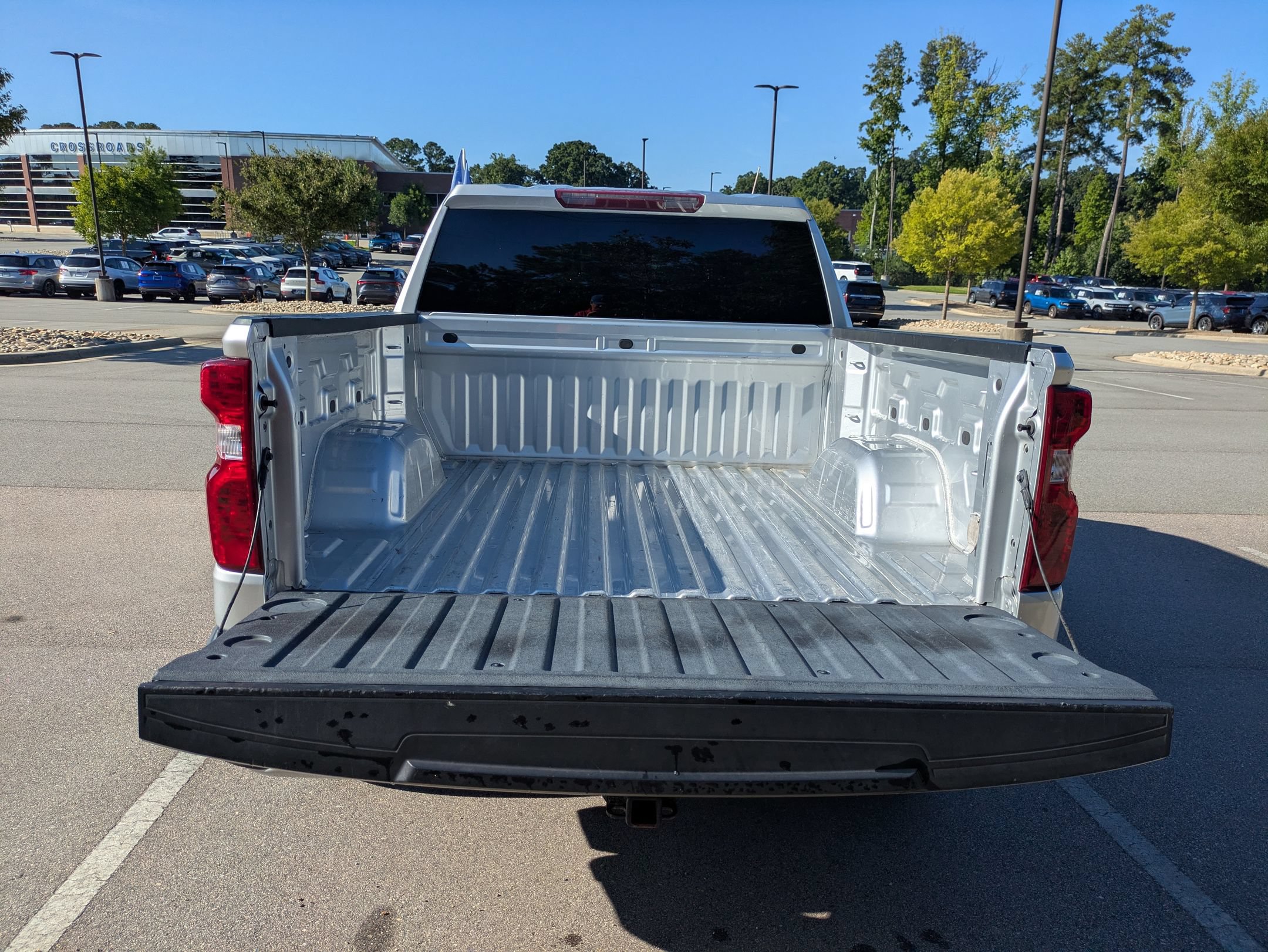 Used 2022 Chevrolet Silverado 1500 Custom RWD image 32
