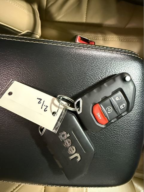 Used 2018 Jeep Wrangler Unlimited Sahara w/ Uconnect 4C Nav & Sound Group image 40
