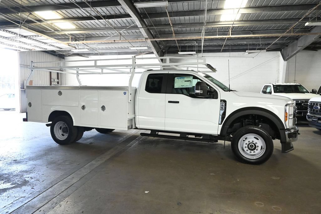 New 2025 Ford F450 XL w/ XL Chrome Package AWD/4WD image 11