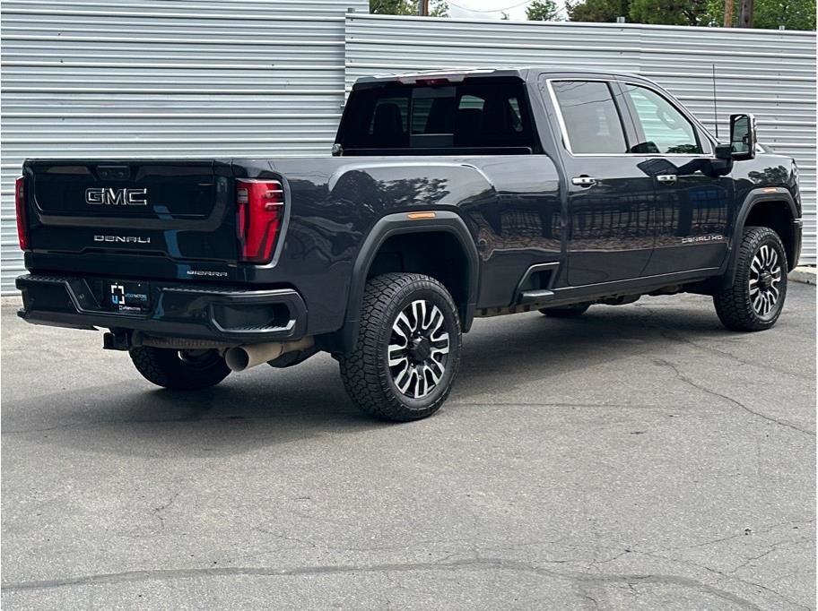 Used 2024 GMC Sierra 2500 Denali Ultimate w/ Max Trailering Package image 11