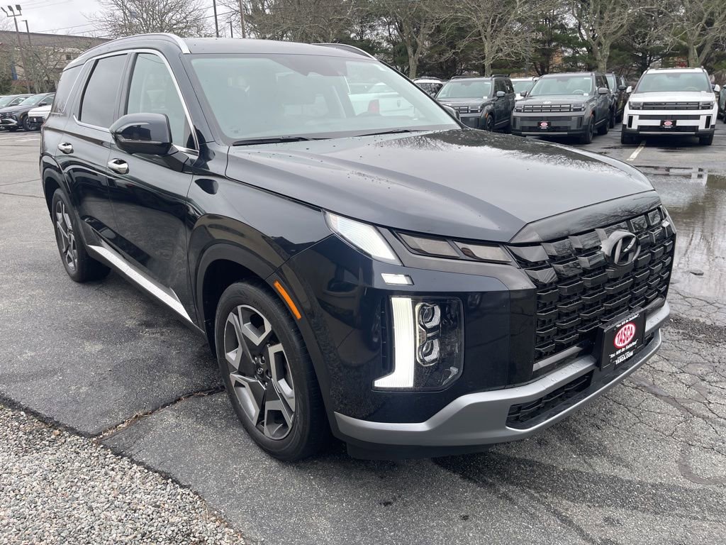 Used 2023 Hyundai Palisade SEL image 3