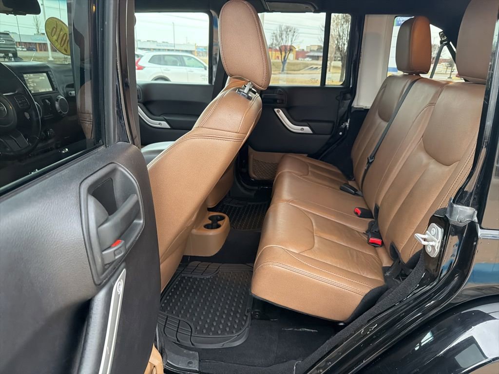 Used 2016 Jeep Wrangler Unlimited Sahara w/ Max Tow Package image 29