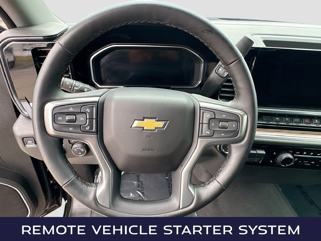 Used 2026 Chevrolet Silverado 1500 LT AWD/4WD image 14