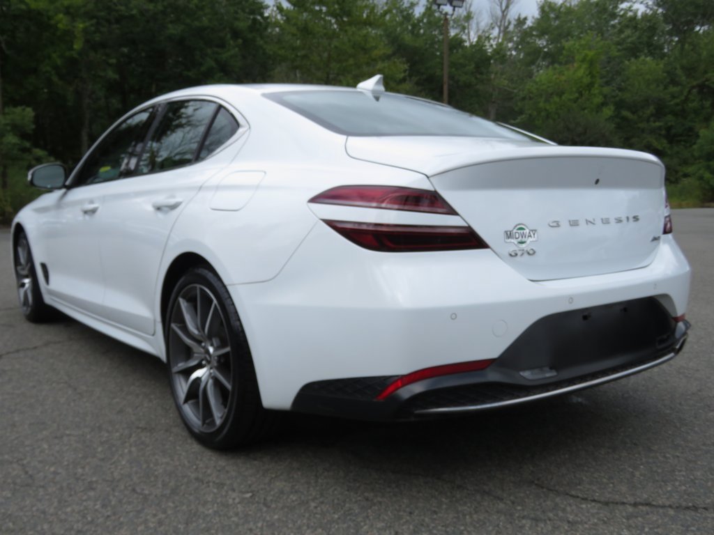 Used 2022 Genesis G70 2.0T w/ Prestige Package image 10